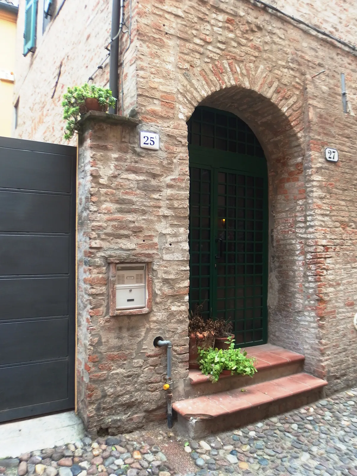 Via delle Volte, Ferrara